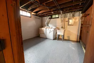 2077 S 107th St, West Allis, WI 53227 - Photo 21