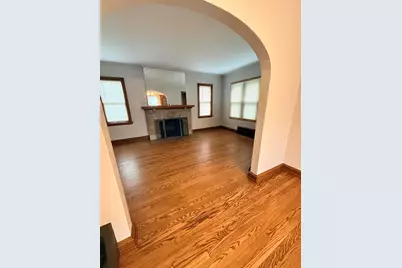 2077 S 107th St, West Allis, WI 53227 - Photo 5