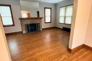 2077 S 107th St, West Allis, WI 53227 - Photo 5