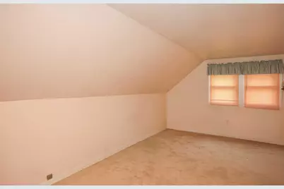 1959 S 36th St, Milwaukee, WI 53215 - Photo 23
