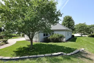 6652 S Scenic Ct, Franklin, WI 53132 - Photo 33