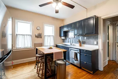 2558 S Brisbane Ave #LOWER, Milwaukee, WI 53207 - Photo 9