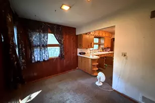 429 10th Pl, Kenosha, WI 53140 - Photo 5