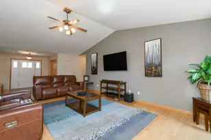 8313 Whitetail Dr, Racine, WI 53406 - Photo 11