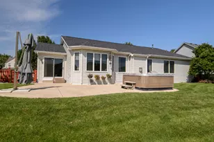 8313 Whitetail Dr, Racine, WI 53406 - Photo 7
