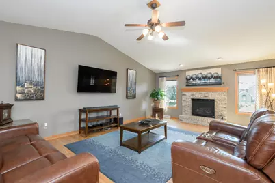 8313  Whitetail Dr, Racine, WI 53406 - Photo 9