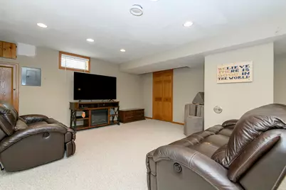 8313  Whitetail Dr, Racine, WI 53406 - Photo 37