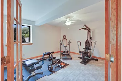 1223 N Laurel Ln, Summit, WI 53066 - Photo 39