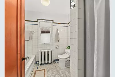 2405 N 73rd St, Wauwatosa, WI 53213 - Photo 21