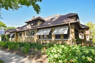 2405 N 73rd St, Wauwatosa, WI 53213 - Photo 35