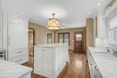 1529  Cass St, La Crosse, WI 54601 - Photo 7