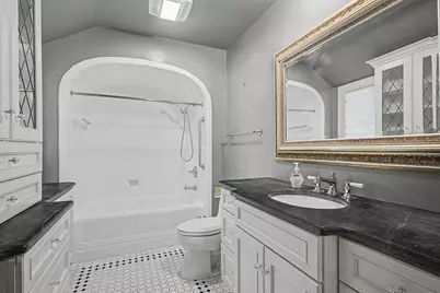 1529  Cass St, La Crosse, WI 54601 - Photo 25