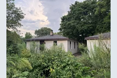 7105  Old Spring St, Racine, WI 53406 - Photo 29