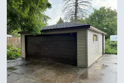 7105  Old Spring St, Racine, WI 53406 - Photo 11