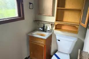 7105 Old Spring St, Racine, WI 53406 - Photo 25