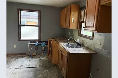 7105  Old Spring St, Racine, WI 53406 - Photo 23
