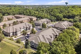 460 N Silverbrook Dr, West Bend, WI 53090 - Photo 29