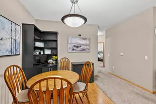 460 N Silverbrook Dr, West Bend, WI 53090 - Photo 11