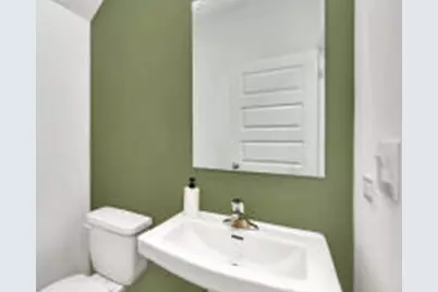 5042  Yates Dr, Racine, WI 53403 - Photo 11