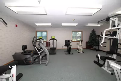 715  Canterberry Ct #215, West Bend, WI 53090 - Photo 23