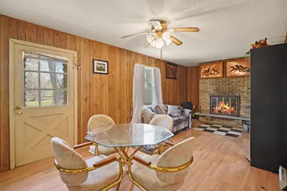 3749  Debby Ln, Racine, WI 53126 - Photo 17