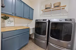 W192N5690 Spencers Pass, Menomonee Falls, WI 53051 - Photo 31