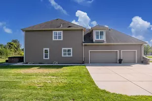W192N5690 Spencers Pass, Menomonee Falls, WI 53051 - Photo 51