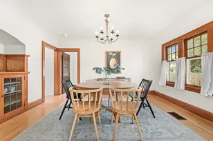 7442 Lincoln Pl, Wauwatosa, WI 53213 - Photo 9