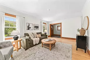 7442 Lincoln Pl, Wauwatosa, WI 53213 - Photo 7