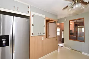 206 Belmont Ave, Racine, WI 53405 - Photo 11