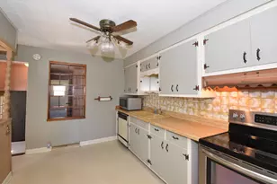 206 Belmont Ave, Racine, WI 53405 - Photo 3