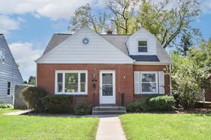 7937 W Townsend St, Milwaukee, WI 53222 - Photo 1