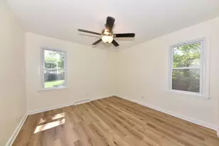 7937 W Townsend St, Milwaukee, WI 53222 - Photo 13