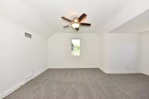7937 W Townsend St, Milwaukee, WI 53222 - Photo 17