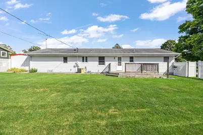 1125  Western Ave, Kewaskum, WI 53040 - Photo 5