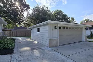 2997 S 105th St, West Allis, WI 53227 - Photo 37