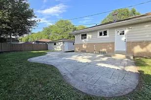 2997 S 105th St, West Allis, WI 53227 - Photo 33