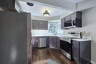 2997 S 105th St, West Allis, WI 53227 - Photo 5