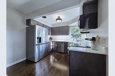 2997 S 105th St, West Allis, WI 53227 - Photo 3