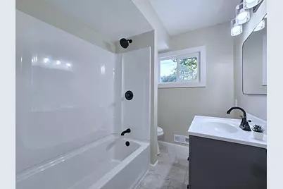 2997 S 105th St, West Allis, WI 53227 - Photo 13