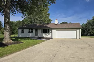 4220 N 162nd St, Brookfield, WI 53005 - Photo 1