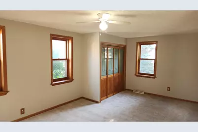 825  St Patrick St, Racine, WI 53402 - Photo 13