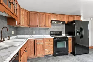 825 St Patrick St, Racine, WI 53402 - Photo 9