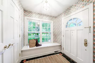 1000  Lone Tree Rd, Elm Grove, WI 53122 - Photo 5