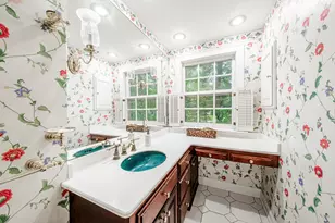 1000 Lone Tree Rd, Elm Grove, WI 53122 - Photo 21