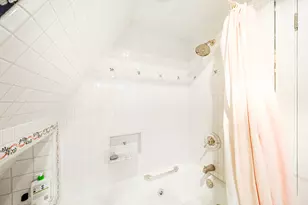 1000 Lone Tree Rd, Elm Grove, WI 53122 - Photo 27