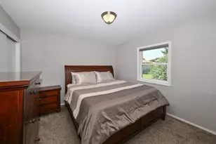 2846 W Briarwood Dr, Franklin, WI 53132 - Photo 19
