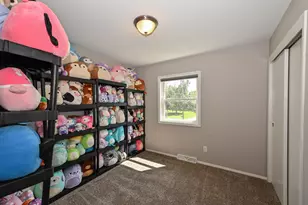 2846 W Briarwood Dr, Franklin, WI 53132 - Photo 23