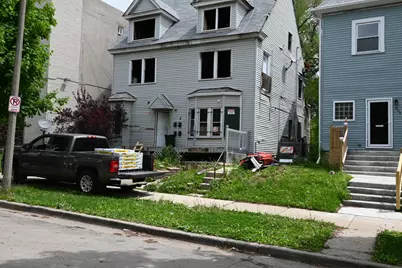 608 N 30th St, Milwaukee, WI 53208 - Photo 3