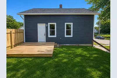 1019 N 12th St, Sheboygan, WI 53081 - Photo 5